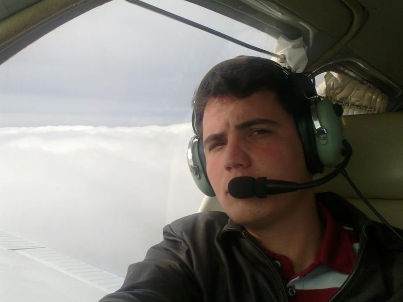 Familiares e amigos se unem a polícia nas buscas por piloto em MT