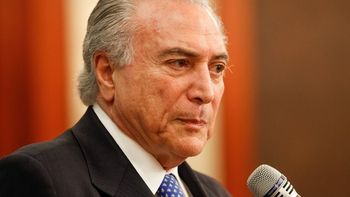 Temer anuncia liberação para saque de contas inativas do FGTS