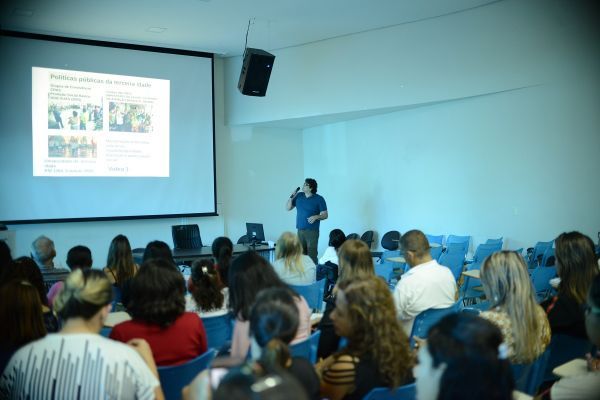 Capacitação aborda atuação das entidades asilares e políticas voltadas para o idoso