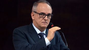 Estratégia de Zé do Pátio é reduzir grupo dos onze na Câmara