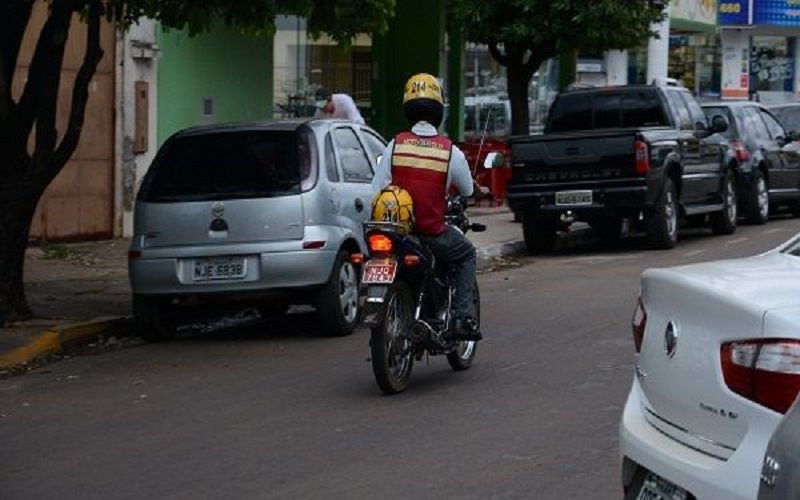 Setrat inicia recadastramento anual de taxistas e mototaxistas