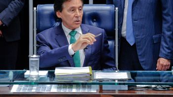 Eunício faz balanço de primeira semana como presidente do Senado