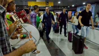 Número de turistas estrangeiros no país bate recorde em 2017 e chega 6,5 milhões