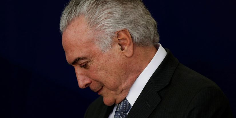 Temer cogita reduzir idade para aposentadoria de mulheres