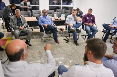 Mauro lembra que MT deve R$ 2,8 bi e virou “repelente de empresas”