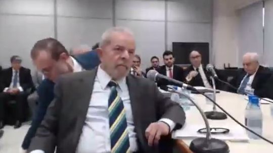 Em depoimento a Moro, Lula diz que "nunca houve a intenção de adquirir triplex"