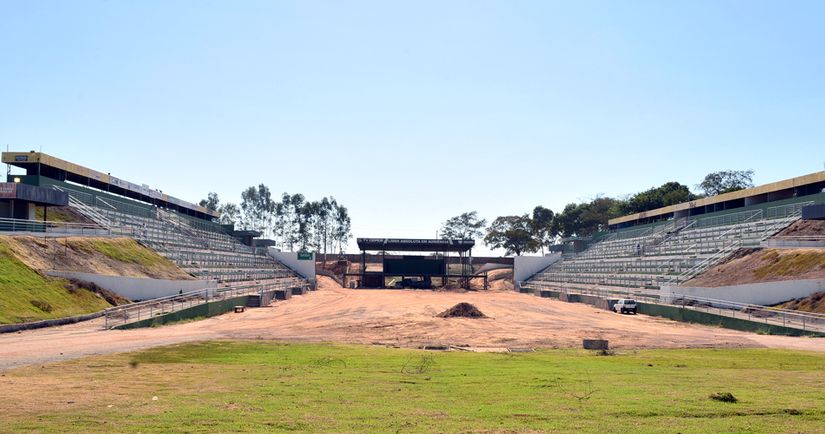 Arena do Parque de Exposições passa por adequações para melhorar a segurança do público
