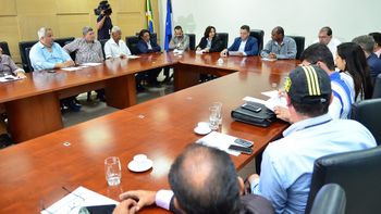 Presidente da ALMT recebe plano de metas do Sindal