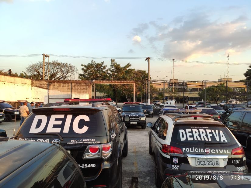 Polícia Civil deflagra operação contra grupo envolvido em furtos de veículos de locadoras