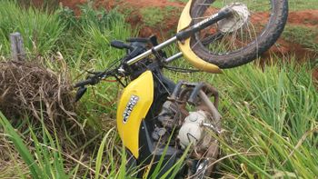 Motociclista morre após perder controle de veículo e sair de pista
