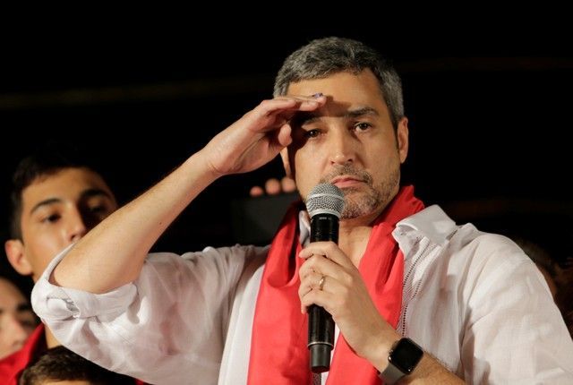Mario Benítez vence eleição presidencial e promete país sem divisões