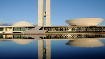 Parlamentares querem desengavetar proposta que revisa Lei de Anistia