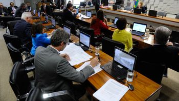 Comissão de Assuntos Econômicos vai analisar correção da tabela do IR