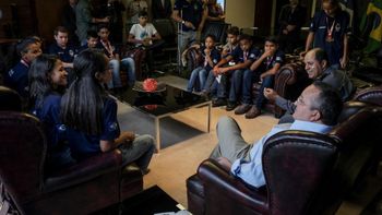 Alunos do programa social Rede Cidadã são recebidos no Palácio Paiaguás