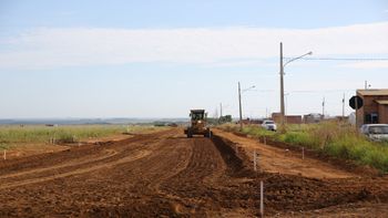 Com entrada do período de secas, ruas e avenidas começam a ser recapeadas
