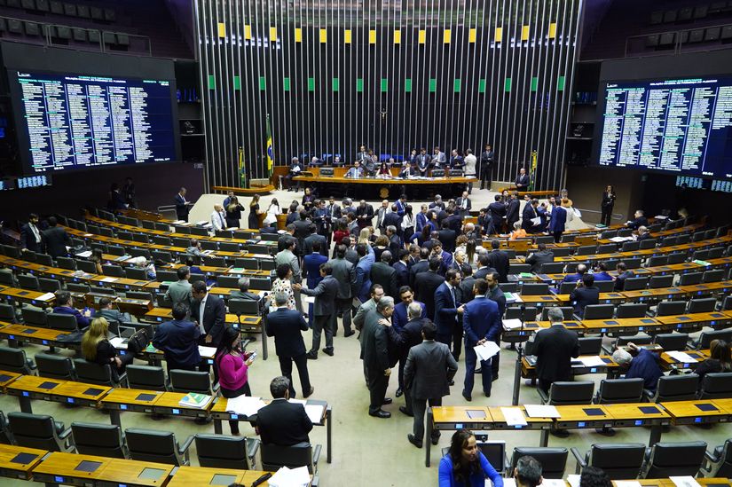 Câmara pode concluir votação de nova Lei de Licitações