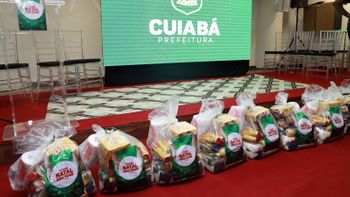 Primeira-dama oferece almoço de Réveillon para pessoas em situação de rua