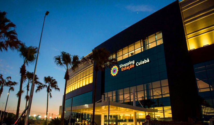 Criminosos se passam por clientes e roubam celulares de loja dentro do Shopping Estação