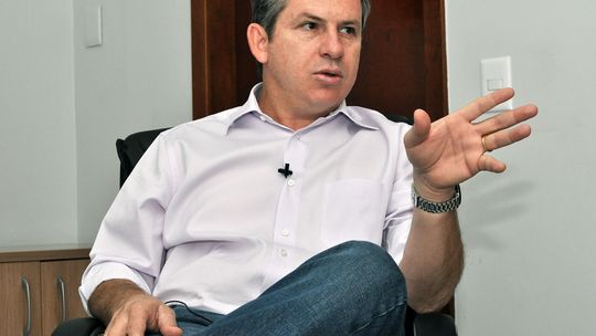 Mauro passal mal e segue internado após debate