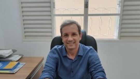Podemos lança pré-candidatura de médico a prefeito de Cáceres