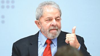 MPF desiste de pedir perícia de recibos apresentados pela defesa de Lula