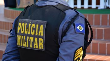 Adolescente esfaqueia mulher e acaba sendo baleado na fuga por motoqueiros em MT 