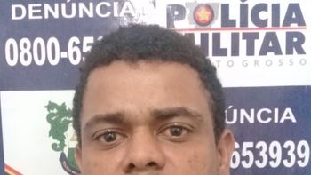 Foragido é preso pela PM após se esconder em forro de residência