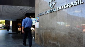 Fazenda e BC conversam com economistas de presidenciáveis