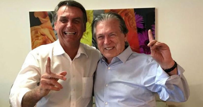 'Nem passa pela cabeça' expulsar Bolsonaro do PSL, diz Luciano Bivar