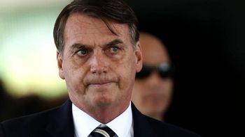 Bolsonaro autoriza estudo para privatização dos Correios