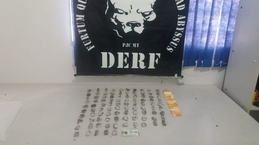 Traficante é preso pela Derf com 95 porções de maconha