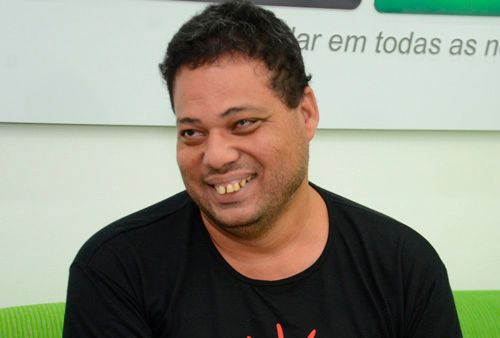 Candidato do PSOL falta agenda de entrevistas por problemas de saúde