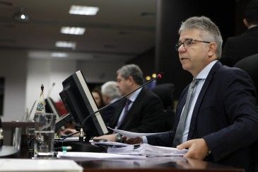 Conselheiro autoriza edital para licitação do transporte público intermunicipal