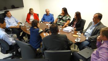 Unemat entrega à CGE-MT documentação sobre providências implementadas