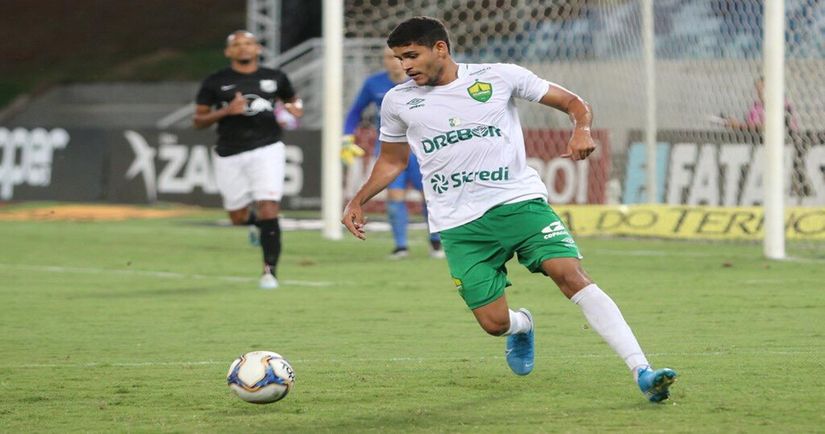 Após gol marcado diante do São Bento, Jefinho tornar-se o quarto artilheiro do futebol brasileiro