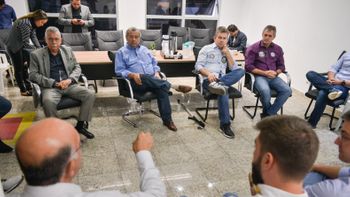 Mauro lembra que MT deve R$ 2,8 bi e virou “repelente de empresas”