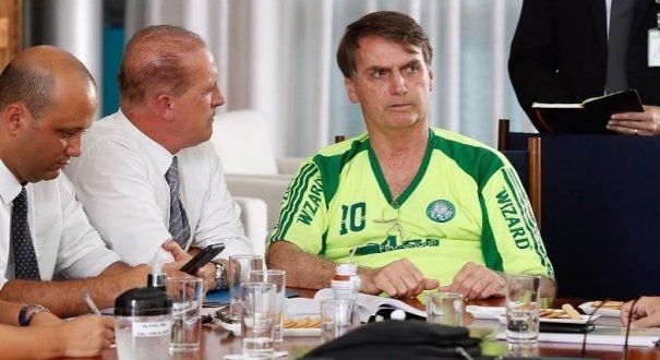 Governo propõe idade mínima de 65 anos para homens e 62 para mulheres