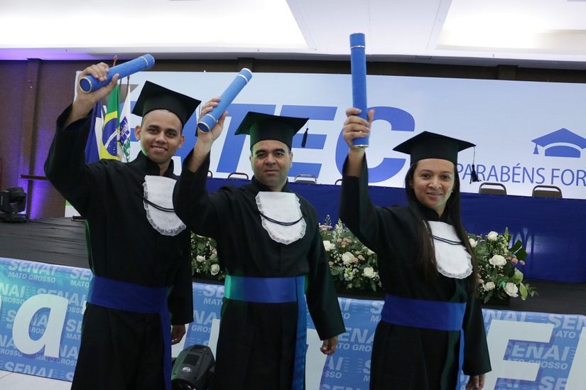 Mato Grosso recebe 85 profissionais com graduação tecnológica