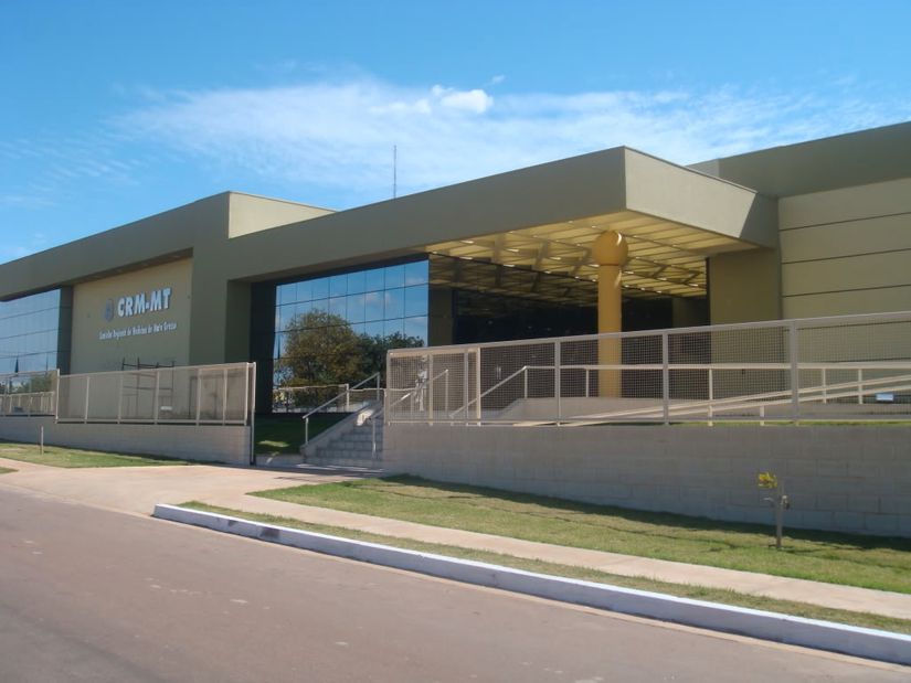 CRM-MT suspende inscrição de médica suspeita de falsificar diploma