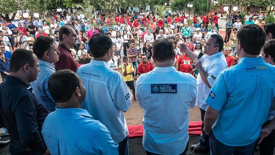 Taques anuncia pacote de investimentos para região Oeste