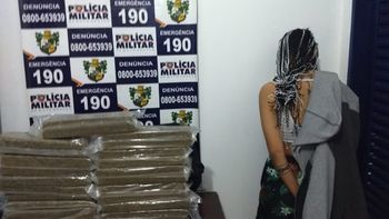 Garota é presa em hotel com 26 tabletes de maconha