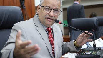 Câmara aprova aumento do salário de Emanuel e beneficia mais de 300 servidores públicos