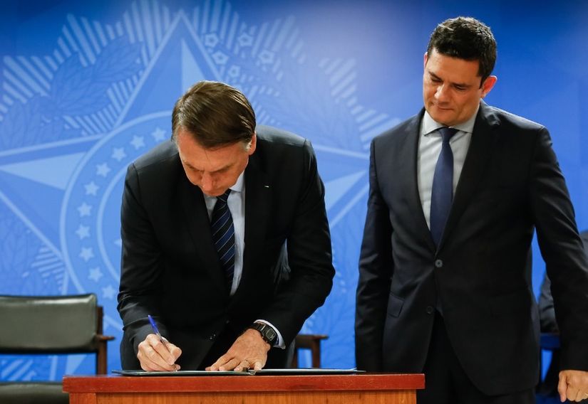 Bolsonaro exclui vaga de médico e de jurista do Conselho Nacional de Políticas sobre Drogas