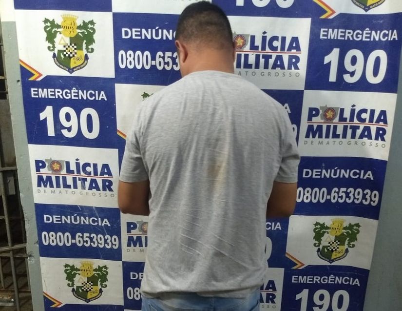 Homem espanca mulher na frente das filhas e acaba preso pela PM 
