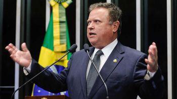 Temer oficializa Blairo no Ministério da Agricultura