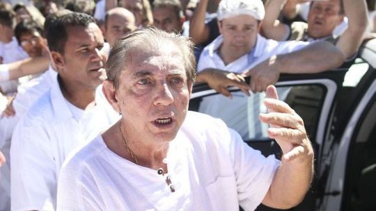 Justiça determina que João de Deus volte para a cadeia