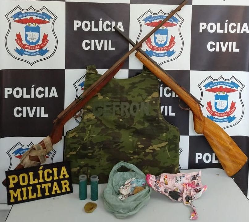 Homens são presos pelas polícias Civil e Militar com armas e munições