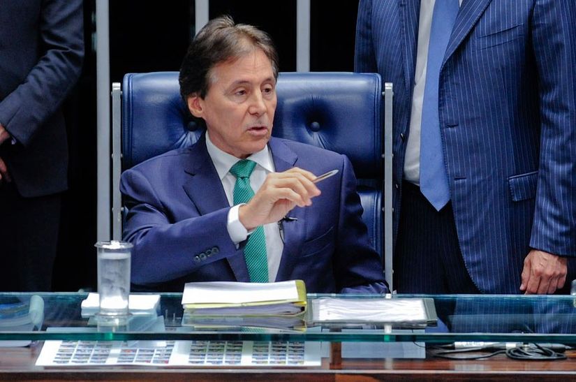 Eunício faz balanço de primeira semana como presidente do Senado