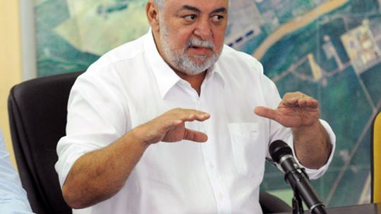 Fraude de R$1,2 milhão cometida em 2000 faz Percival Muniz ser condenado pela Justiça