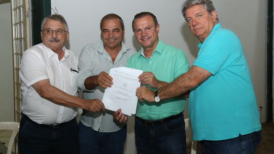 Wellington recebe propostas da pecuária